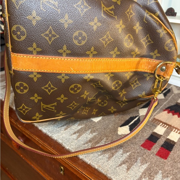 Louis Vuitton Vintage Brown Monogram Keepall 50. Made in France July 1992. - Picture 6 of 16